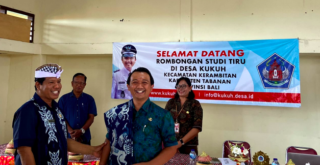 Pemkab Sumba Timur Provinsi NTT Sambangi Desa Kukuh Kerambitan